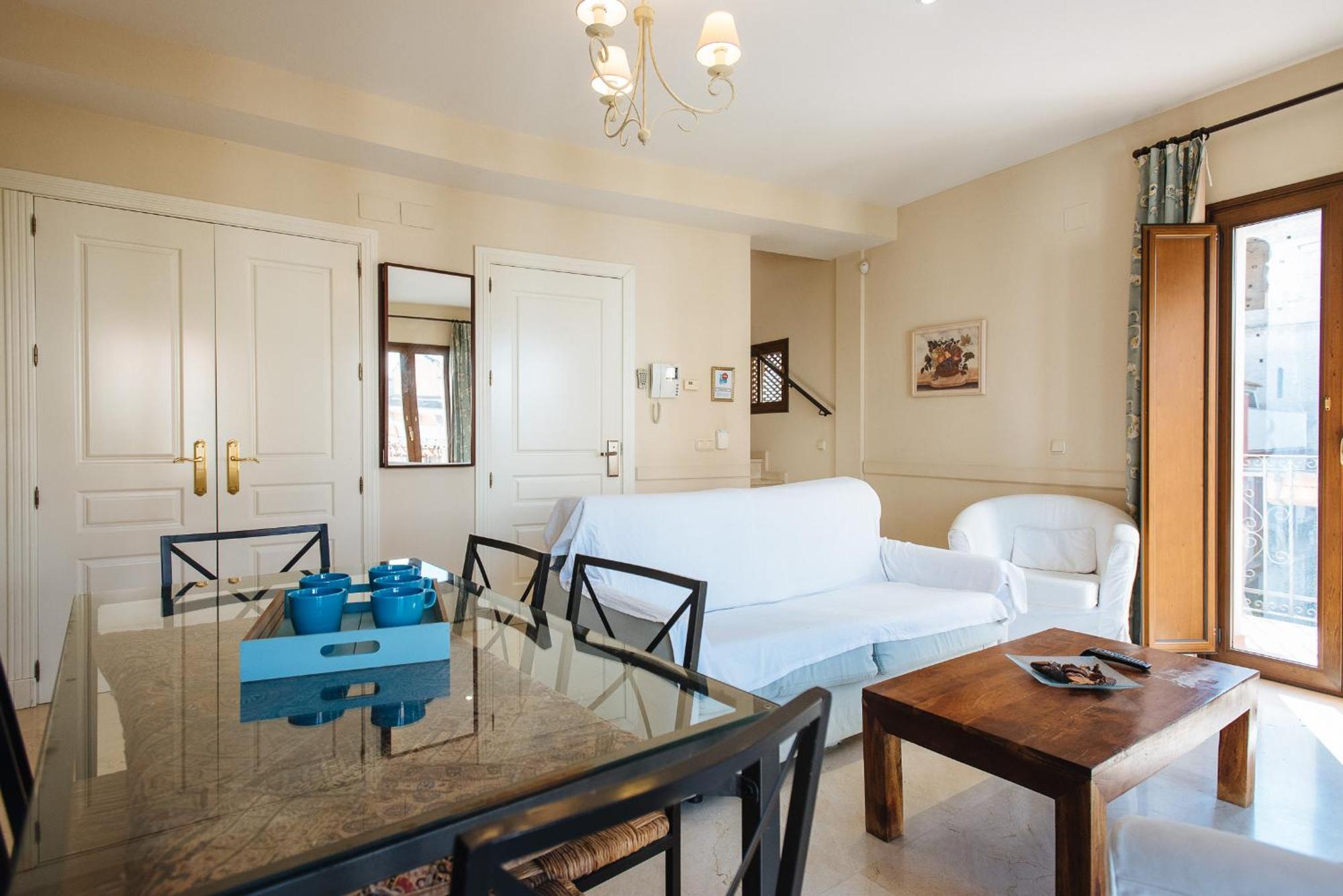 Minty - Feria Apartment *